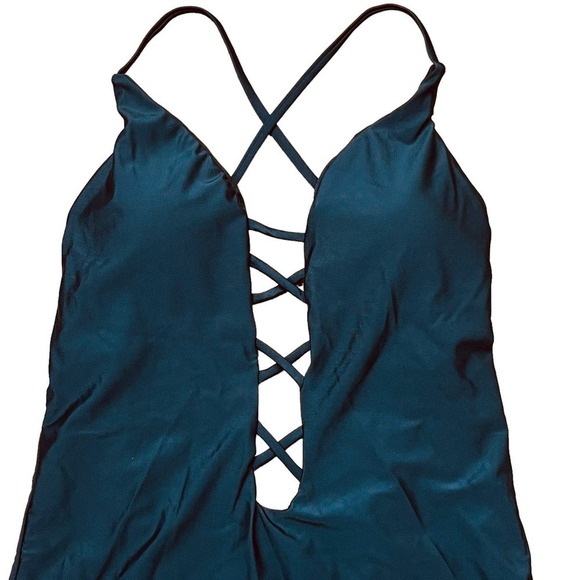 Becca Rebecca Virtue NWT Move Along One-Piece Plunge Strappy Swimsuit Black M - Picture 6 of 14